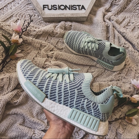 NWT 🍭 Cute Adidas NMD R1 STLT Baby Blue/White - Picture 5 of 11